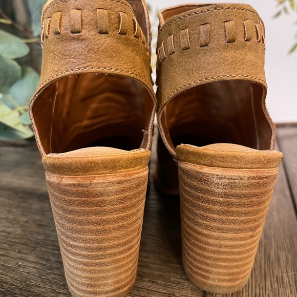 MI IM LEATHER EMILY Camel Womens boots booties SIZE 6 NEW - Picture 3 of 12